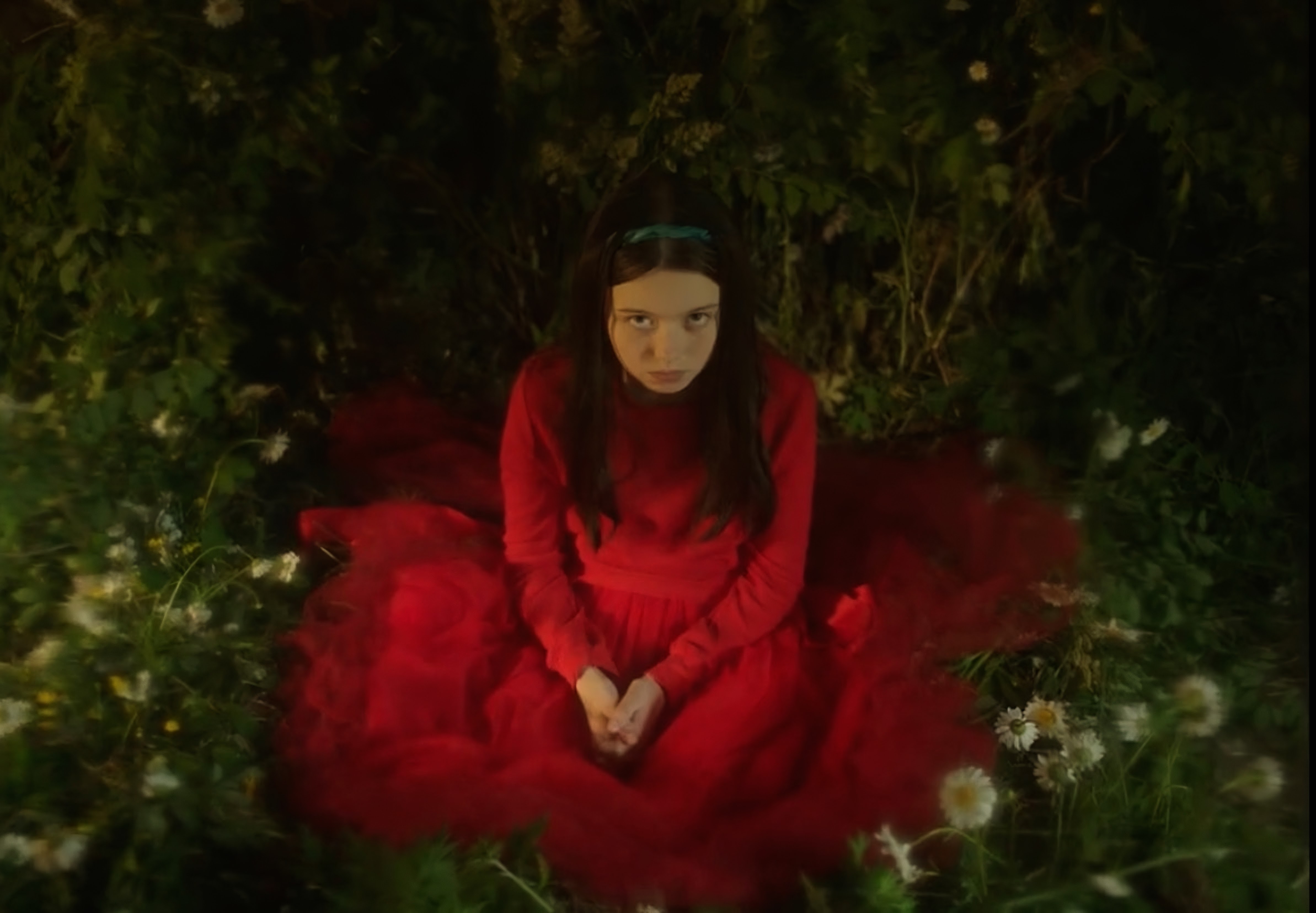 A Wonderful Way with Dragons — still (red dress)